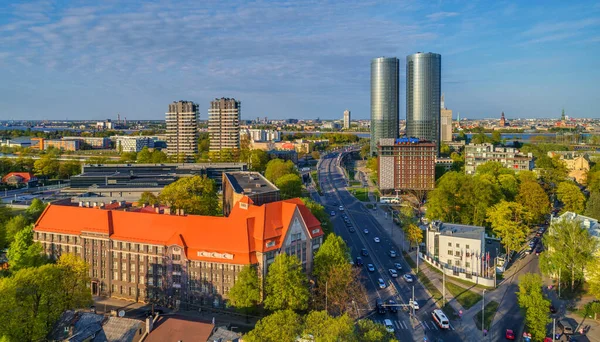 Bella vista panoramica aerea della città di Riga skyline, Lettonia — Foto Stock