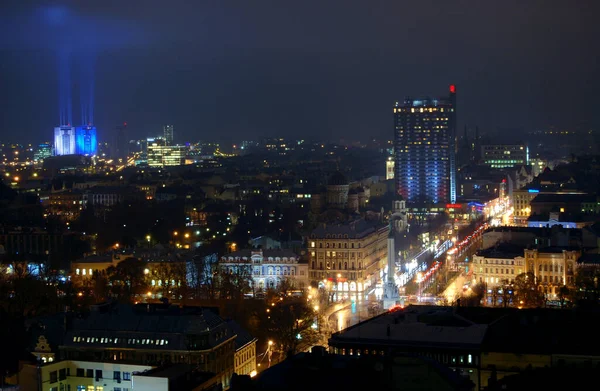 Hermosa vista panorámica aérea del horizonte de la ciudad de Riga, Letonia — Foto de Stock