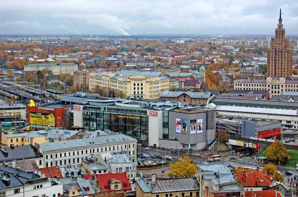 Gyönyörű légi kilátás Riga város városára, Lettország — Stock Fotó