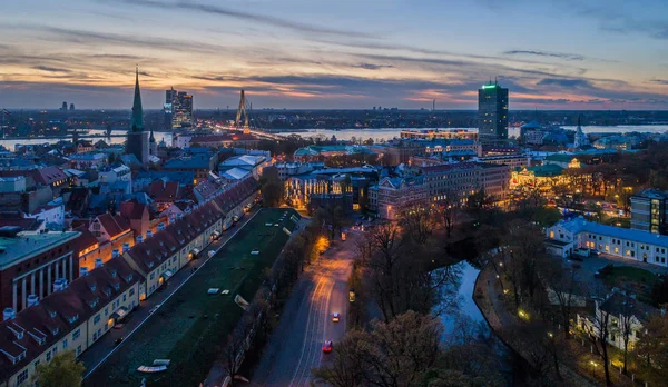Vista panorâmica aérea bonita da cidade de Riga skyline, Letónia — Fotografia de Stock