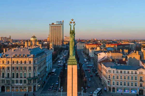 Красивая панорама Риги с высоты птичьего полета, Латвия — стоковое фото