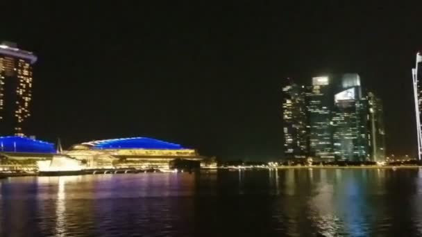 Ночная Панорама Бухту Singapore Пристани Яхт Пляжей Роскошного Торгового Центра — стоковое видео