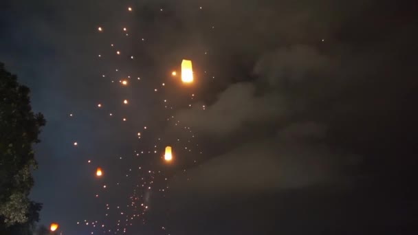 Китайські Ліхтарі Літають Небі — стокове відео