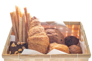 ekmek ve eski ahşap arka plan (ekmek, ekmek, sepet rulo)