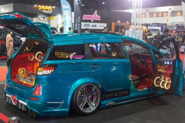 Bangkok - Temmuz 5: Modifiye araba gösterisi Show'da Bangkok uluslararası