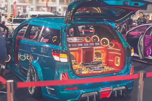 Bangkok - Temmuz 5: Modifiye araba gösterisi Show'da Bangkok uluslararası