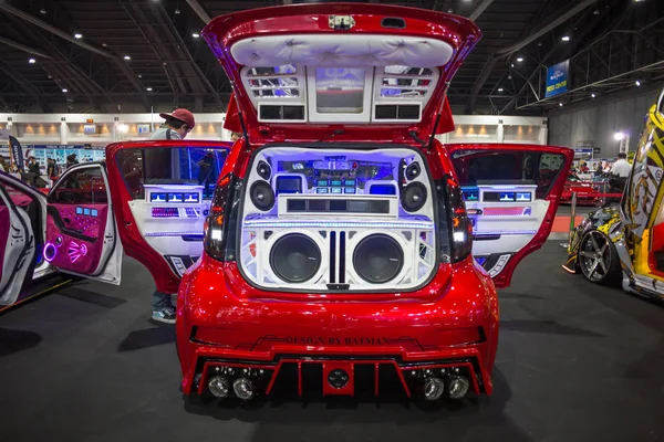 Bangkok - Temmuz 5: Modifiye araba gösterisi Show'da Bangkok uluslararası