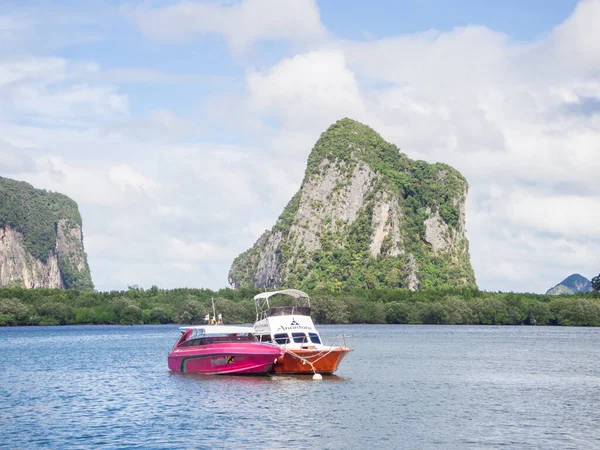 Trung Tailandia Nov 2016 Vista Barco Tradicional Una Playa Mar — Foto de Stock