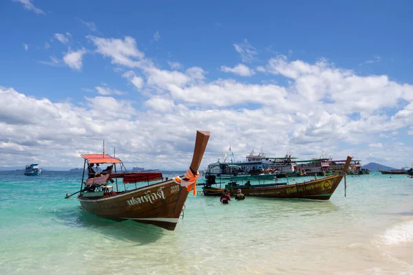 Trung Tailandia Nov 2016 Vista Barco Tradicional Una Playa Mar — Foto de Stock