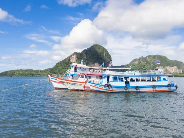 Trung Thailand Nov 2016 View Traditional Boat Beach Andaman Sea — Stock Photo, Image