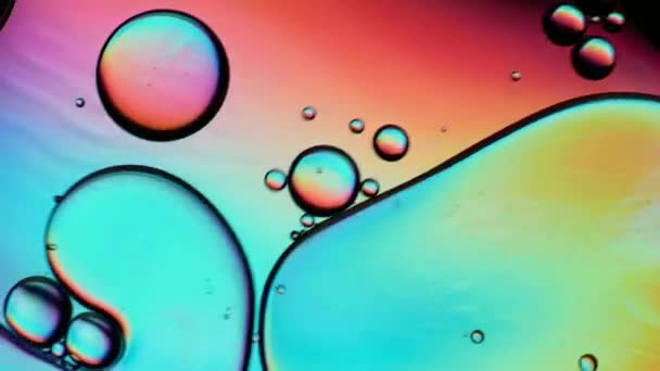 Movimiento Vista Superior Burbujas Aceite Fondo Multicolor Superficie Del Aceite — Vídeo de stock
