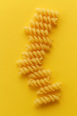 Düdük makarna spiraller 