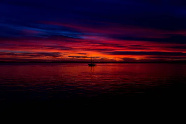 Schöner Sonnenuntergang Tropischen Strand Mit Himmel Und Wolken Für Reisen — Stockfoto