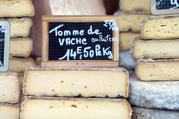 French Cheese Market Close View — Stock Photo, Image