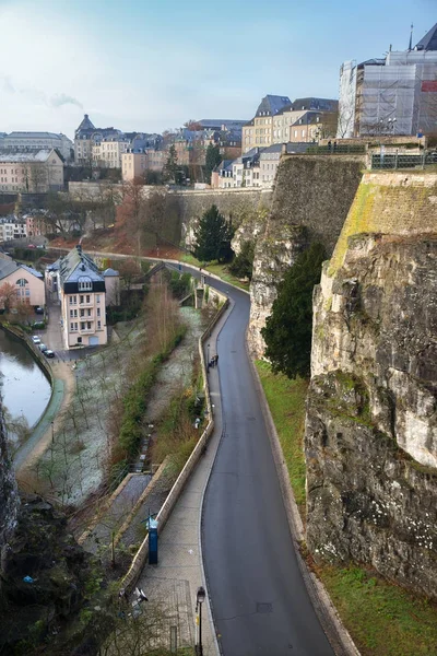 冬冷日卢森堡城堡防御墙鸟瞰 — 图库照片