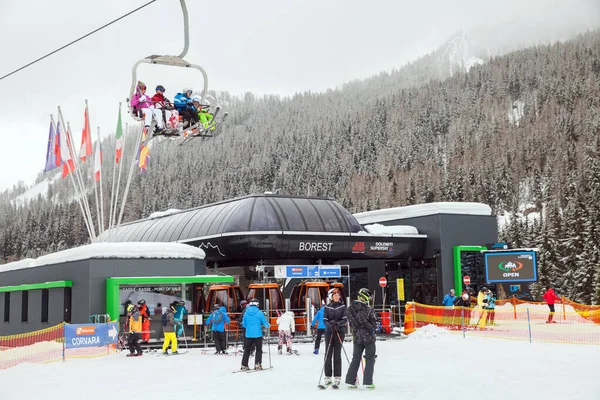 Les Arcs France Feb 2019 Double Decker Cabin Vanoise Express – Stock  Editorial Photo © anrymoscow #318926456