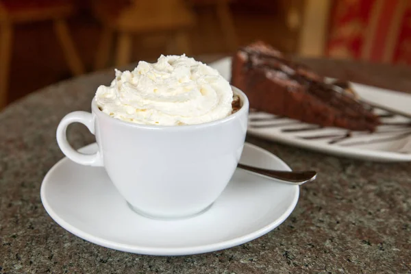 Hot Chocolate Whipped Cream Piece Cake — Stock Photo, Image