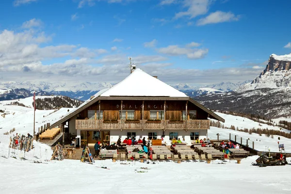 Alta Badia Italy Mar 2018 Pralongia Refuge Italian Mountain Resort — Stock Photo, Image