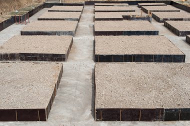 Beton Vakfı bloklar bir inşaat sitesinde