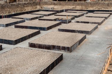 Beton Vakfı bloklar bir inşaat sitesinde