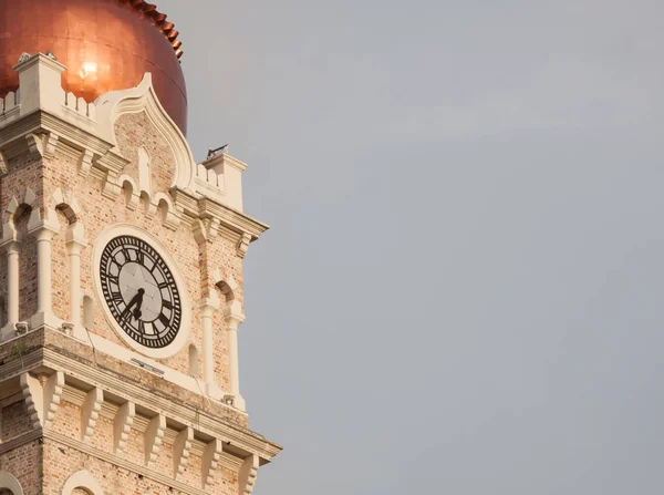 Kuala Lumpur Şehir merkezinde Saat Kulesi