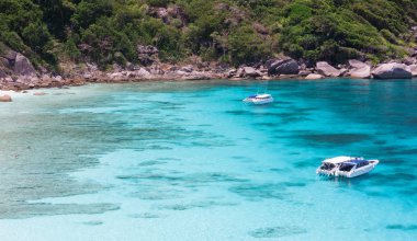  yüksek hızda tekne