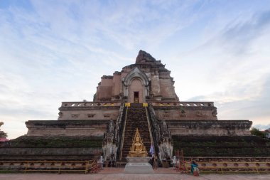 Chiang Mai tapınakta Chedi Luang: en popüler Chiang Mai Tayland