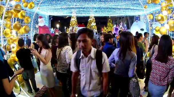 งเทพฯ ประเทศไทย นวาคม 2017 ไฟคร มาสและเคร องประด บในเวลากลางค — วีดีโอสต็อก