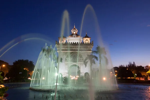 Patuxai, emlékmű emlékműve, Vientiane, Laosz — Stock Fotó