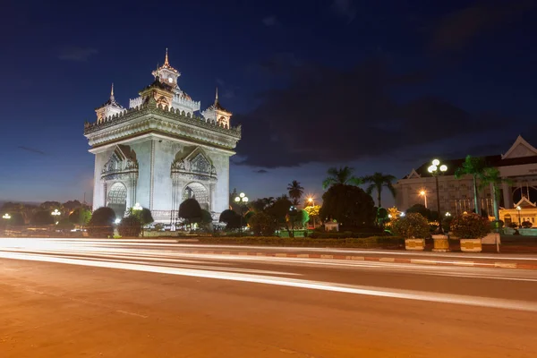 Patuxai, Vientiane, Laos Abide