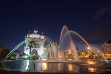 Patuxai, Vientiane, Laos Abide