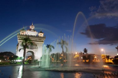 Patuxai, Vientiane, Laos Abide