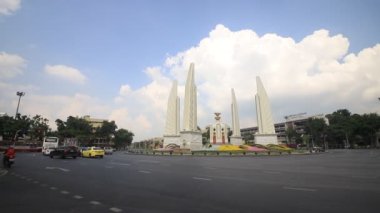  Demokrasi abidesi Bangkok, Tayland 'da bulutlu