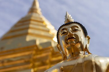 Altın Buda heykeli Wat Phra 'da Doi Suthep Chiang Mai' de, 
