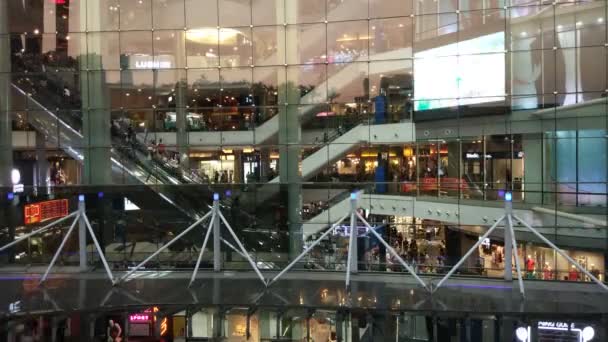 Bangkok Thailand January 2020 Time Lapse Escalator People Passing Big — Stock Video