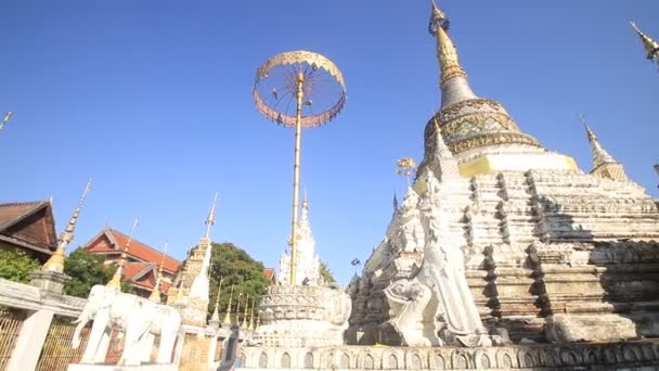Templo Saen Fang Chiang Mai Tailandia — Vídeo de stock