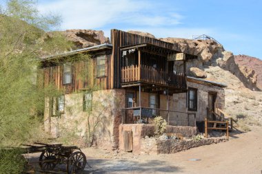 Calico, California, ABD - 1 Temmuz 2015: Calico ghost town bölgesinde eski ahşap otel