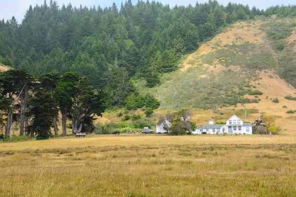 Pequeño rancho en el norte de California, EE.UU. —  Fotos de Stock