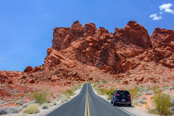 Drogi w dolinie ognia State Park Nevada, Stany Zjednoczone Ameryki — Zdjęcie stockowe