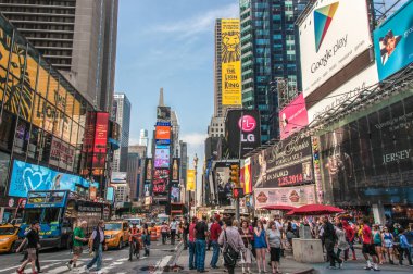 New York, ABD - 12 Haziran 2014: Times Square görünümü, ana kare New York şehri