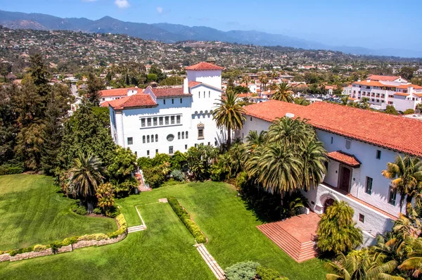 Uitzicht over de stad van Santa Barbara, Californië, Verenigde Staten — Stockfoto