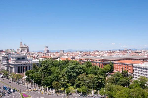 Vistas panorámicas de Madrid desde el mirador Palacio de Cibeles, España —  Fotos de Stock