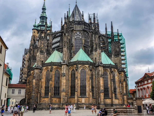 Saint Vite Prag Prag, Çek Cumhuriyeti - 18 Haziran 2012: katedral — Stok fotoğraf