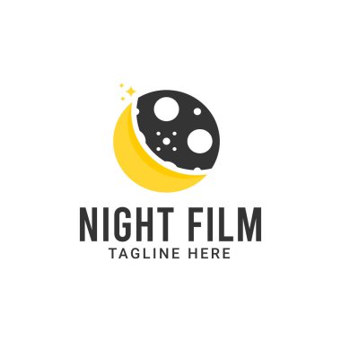 Gece film yapımcısı logosu tasarımı. Film stüdyosunun grafik şablonu için ay vektör illüstrasyonlu film şeridi.