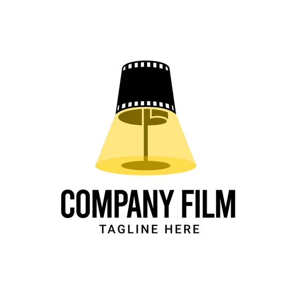 夜灯制造商标志设计。 带夜灯矢量插图的电影胶片带，用于电影制片厂生产图形模板. — 图库照片