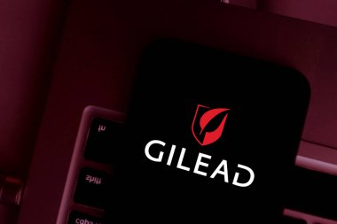 Gilead Sciences, Inc. logosu olan akıllı telefon bir Amerikan biyoteknoloji şirketidir. ABD, Kaliforniya, 26 Şubat 2020