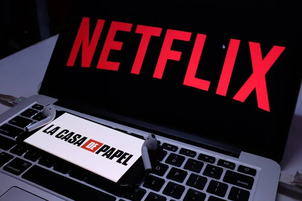 Netflix Yayınlanan Bir Spanyol Televizyon Dizisi Olan Paper House Logosuna — Stok fotoğraf