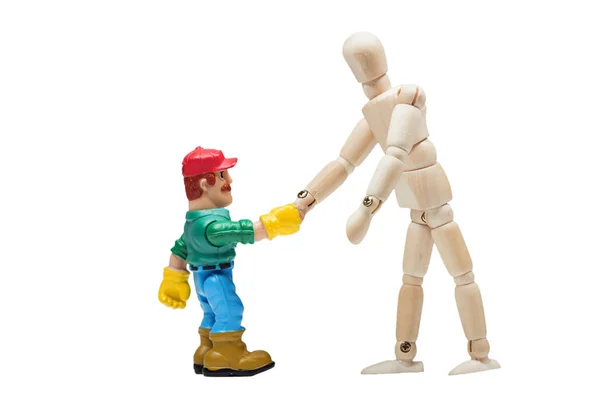 Деревянный Игрушечный Человек Человек Пожимают Друг Другу Руки Изолированные Белом — стоковое фото