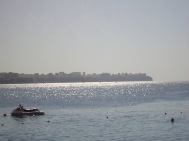  Eski şehir ve Konyaalti sahilinden Lara manzarası      