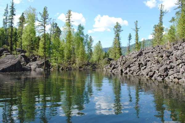 Orillas Pedregosas Del Río Katun Altai — Foto de Stock